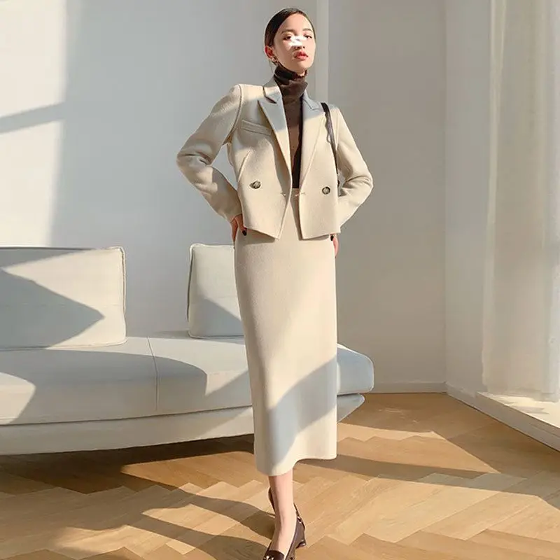 

Autumn 2023 New Lapel Double-breasted Suit Skirt Suit Spring Casual Elegant Suit Skirt Commuter Temperament Suit Two-piece D02