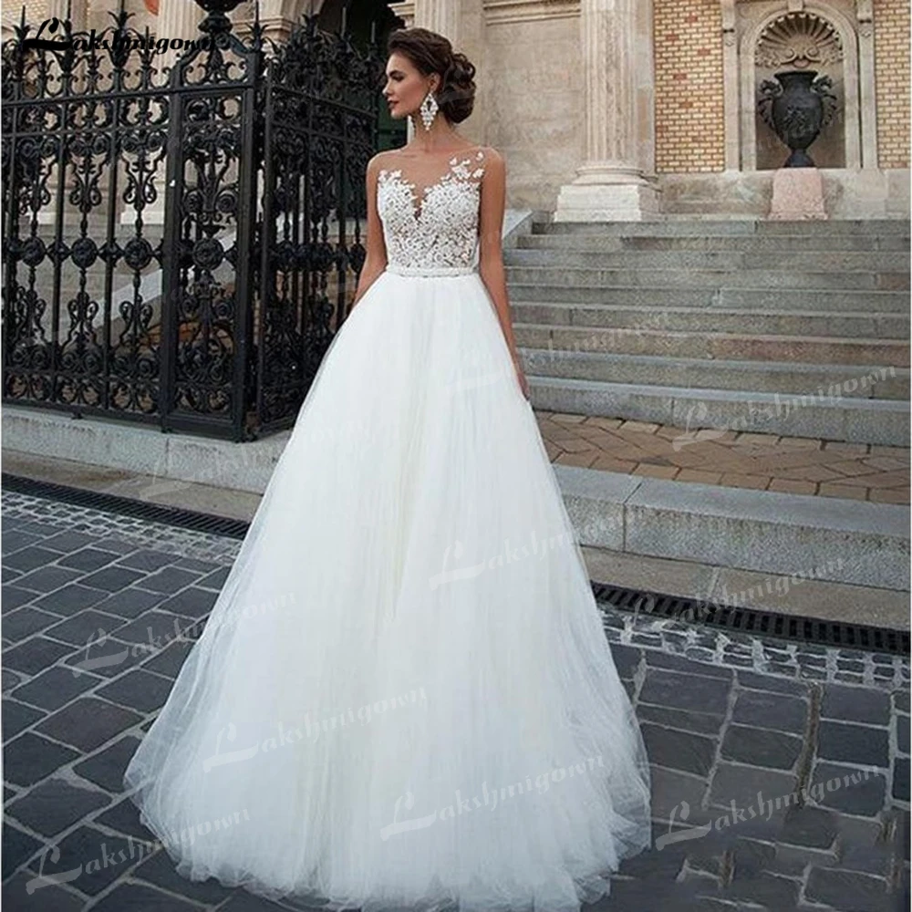 

Boho White Lace Wedding Dress with Sleeveless Bohemian Wedding Dress Gown With Train Lined Lace