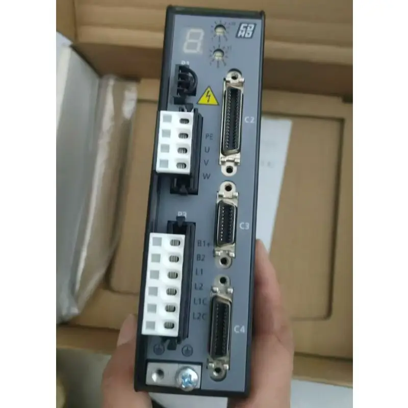 Совершенно новый оригинальный