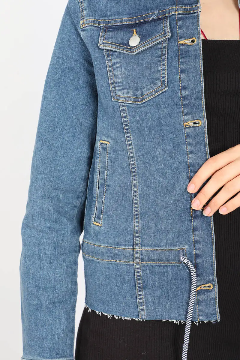 

Coats & Jackets