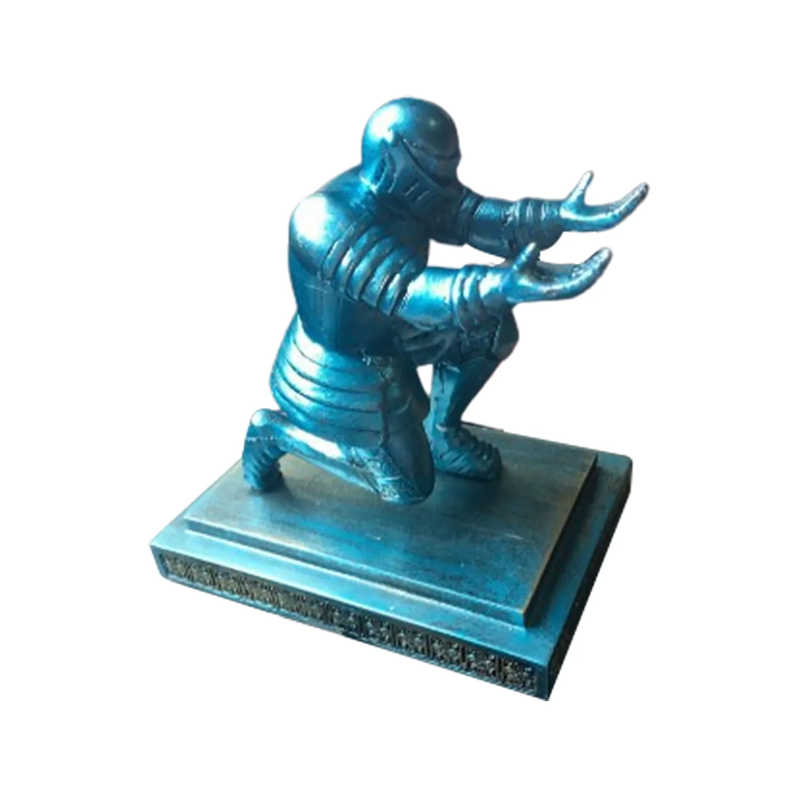 

Executive Knight Pen Holder With A Pen Personalized Resin Pencil Stand Cool Personalized Resin Desk Decoration Organizers