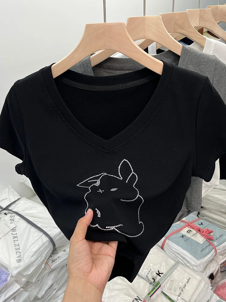 

Женская черная футболка в стиле Харадзюку, Корейская футболка Y2k, топ, винтажная уличная одежда, белая футболка с коротким рукавом и V-образным вырезом, лето 2023
