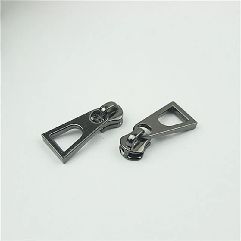 30pcs 5# Zipper Slider Puller for Metal Zippers DIY Bag Jacket Zip Head Slider Clothes Zips Head Repair Fitting Kit