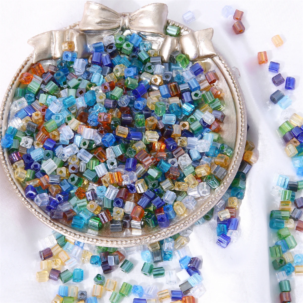 Блестящие зернистые стеклянные бусины квадратной формы 4 мм 300 шт. - купить по