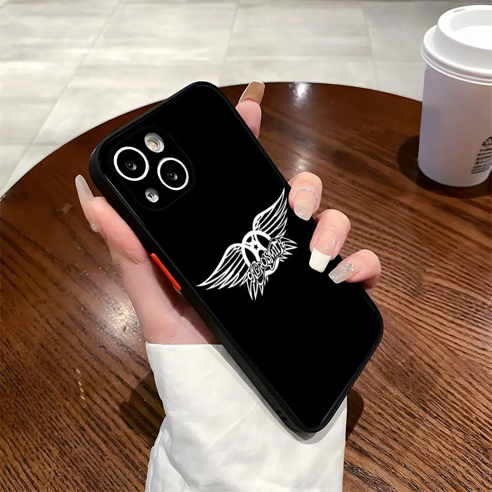 Фото MINISO Punk Aerosmith Rock крутой чехол для телефона для Iphone 17 16 15 14 Max 13 12 mini 11, матовая полупрозрачная задняя крышка №2