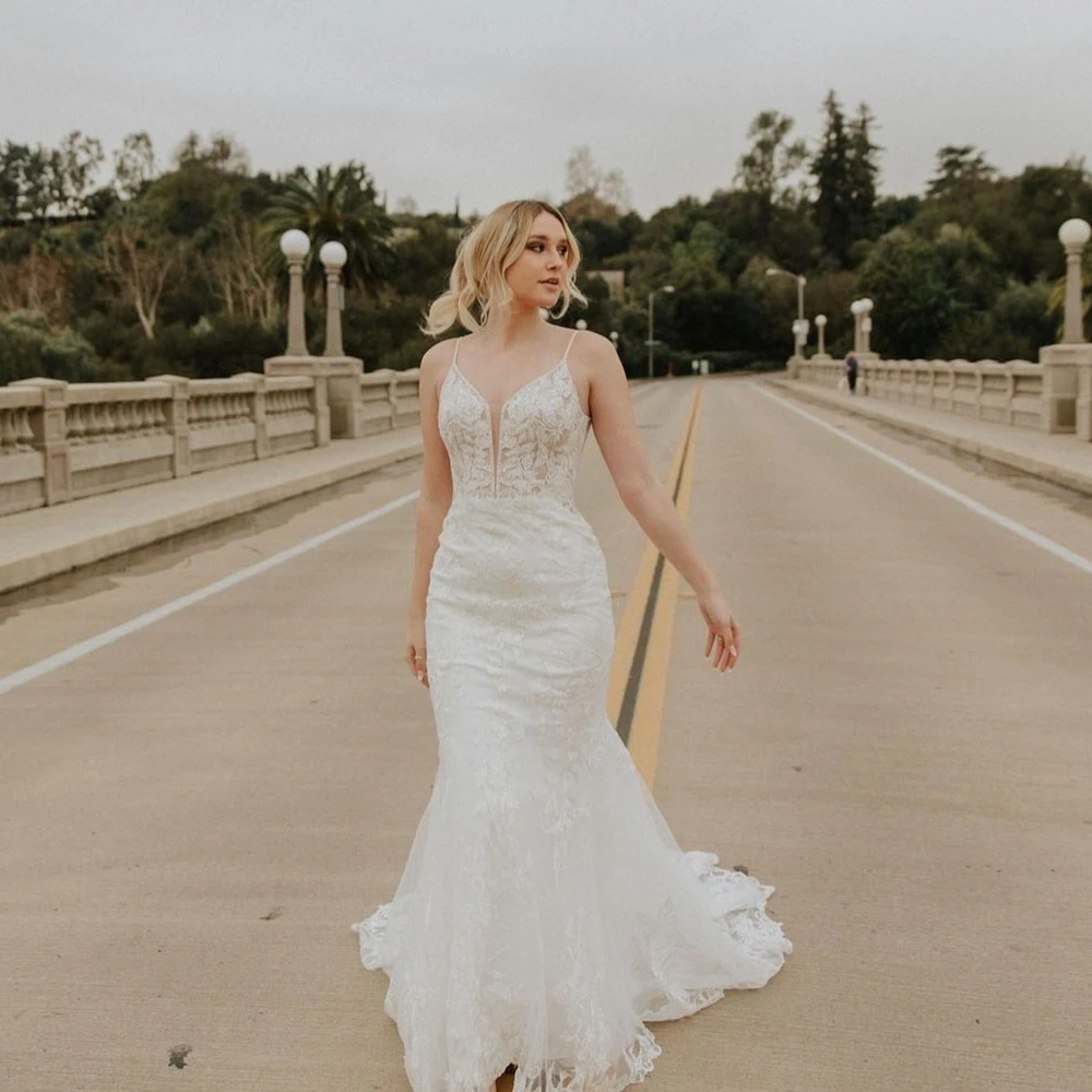 

Spaghtti Strap Mermaid Wedding Dress Backless Floor Length Lace Appliques Robe De Mariee Fow Women Sweep Trian Custom Made
