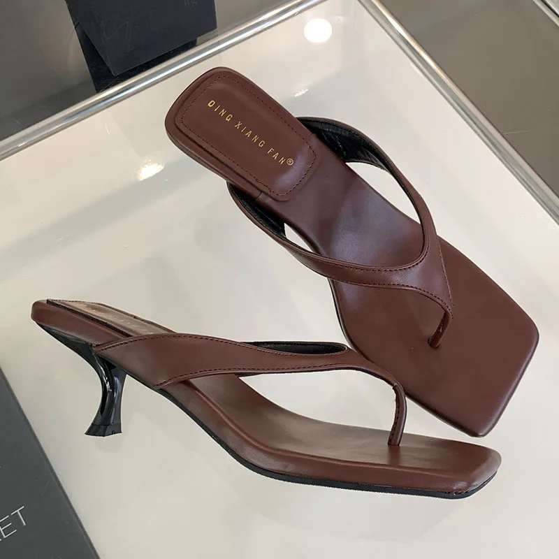 Шлепанцы женские на среднем каблуке сланцы летняя обувь туфли-лодочки 2024