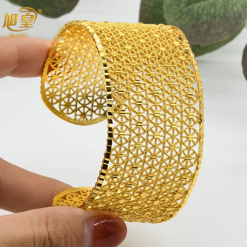 

XUHUANG 2PCS/set Dubai Cuff Bangles For Women Luxury Gold Plated Jewellery African Nigerian Bridal Wedding Bracelet Jewelry Gift