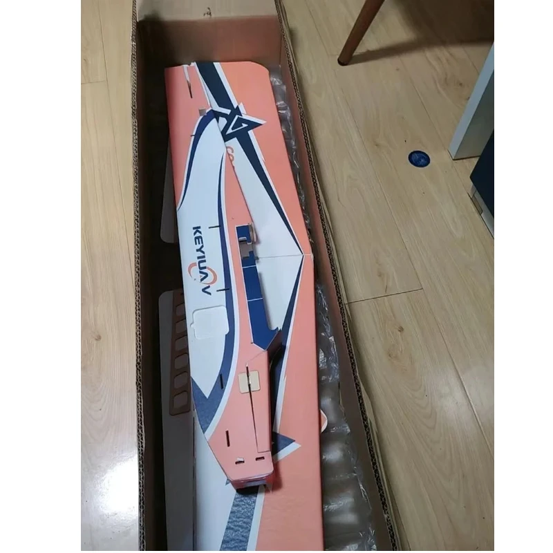 Радиоуправляемый самолет KEYIUAV с фиксированным крылом New Breeze Hero PP Magic Board, ударопрочный, размах крыла 1 метр, автоматическая стабилизация, MC6C, высокопланерный (art.: 3920db78c8519) - 3920db78c8519