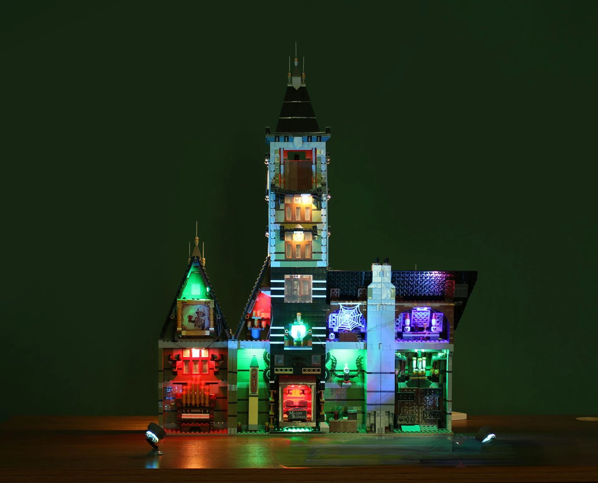 

Led Light Kit for 10273 Creator The Haunted House