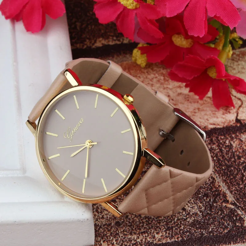 

Simple Fashion Women's wristwatch Casual Geneva Checkers Faux leather Quartz Watch Elegant ladies watches clock montre femme