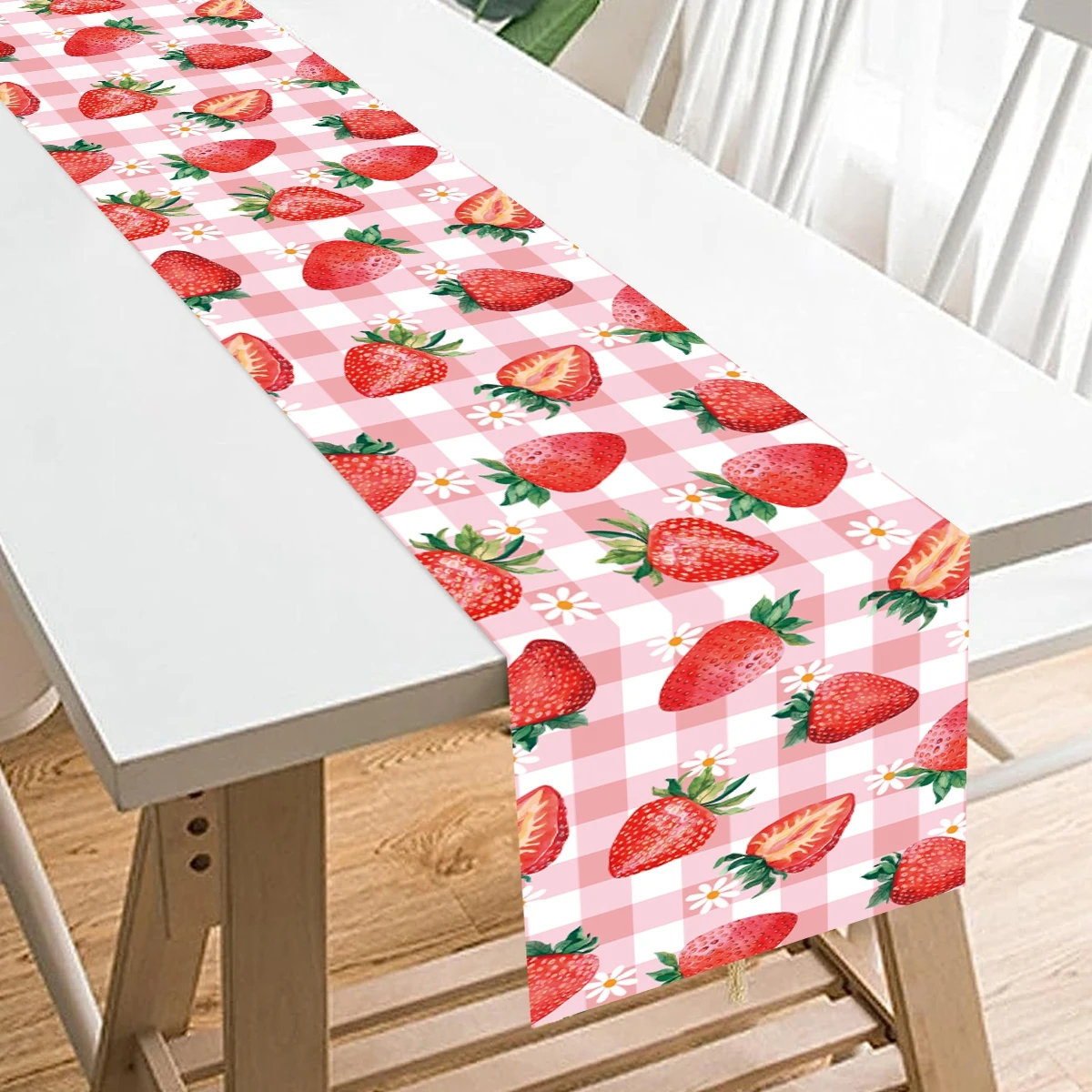 Скатерть в виде клубники для детей праздничный декор дня рождения с клубникой