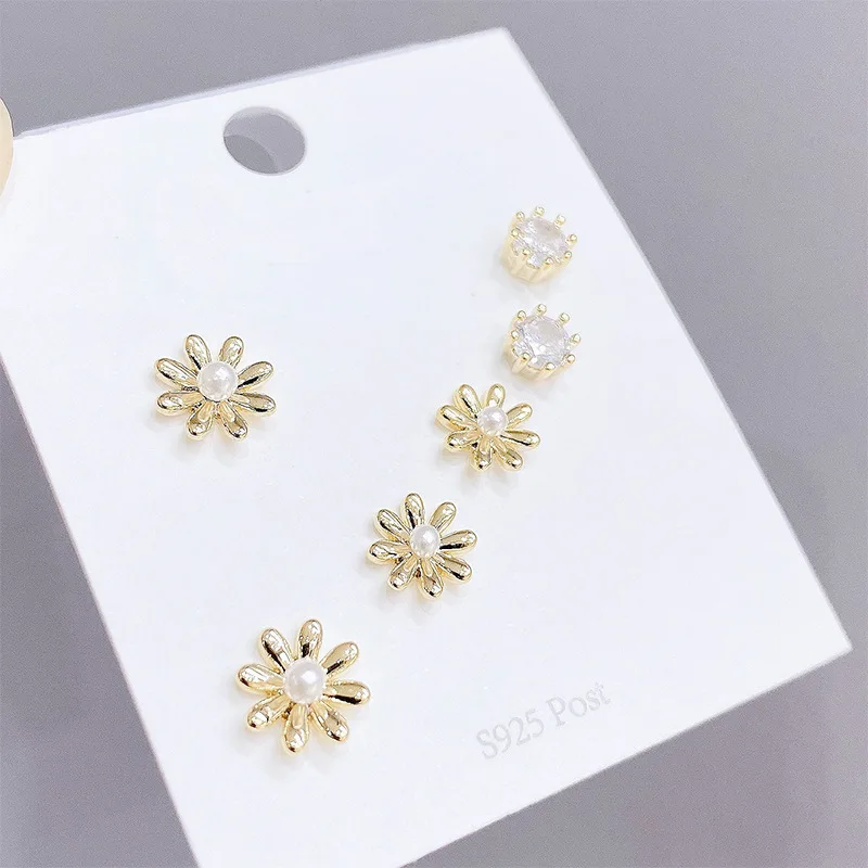 

Wholesale S925 Silvers Needle Super Fairy Zirconia Light Luxury Flower Earings Set Small Ear Bone Stud Earrings Gift