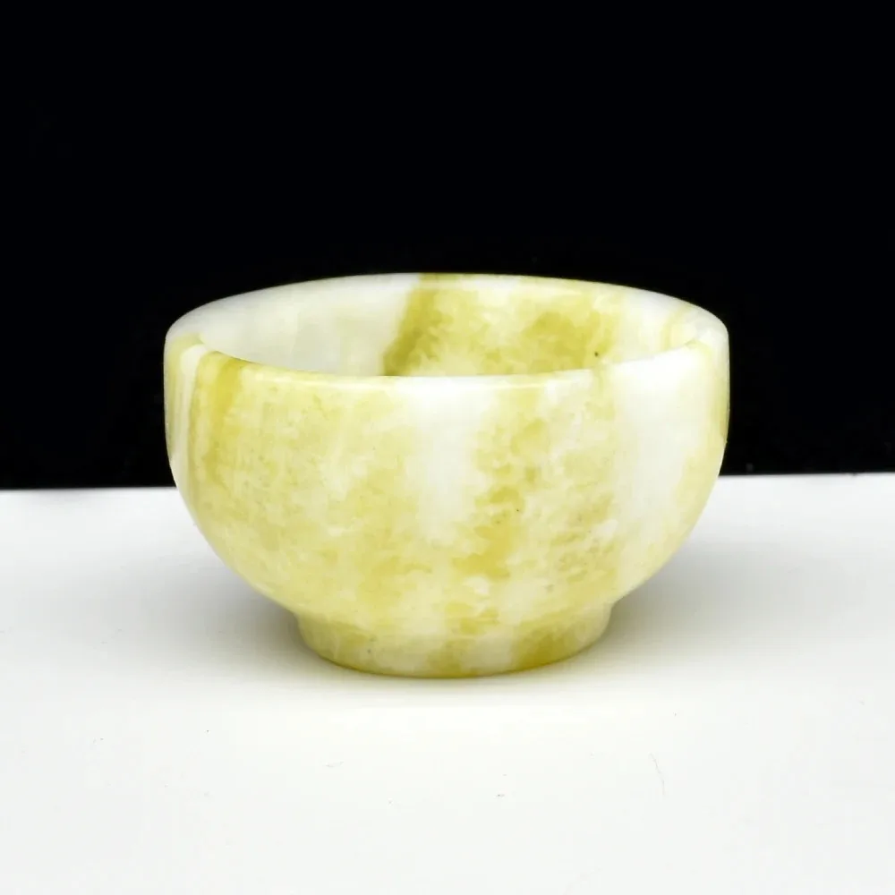 

Зеркальная чаша из натурального кристалла