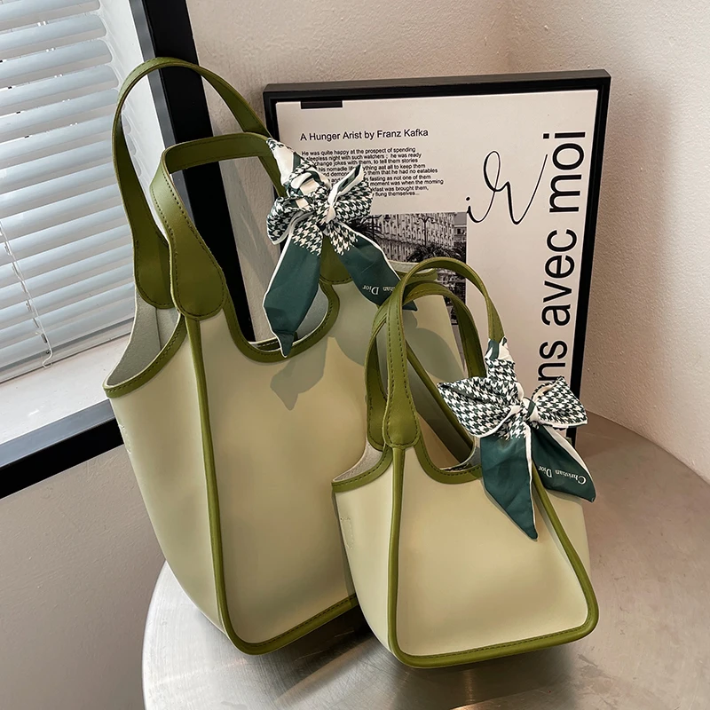 Сумка-ведро женская кожаная, вместительная, 2022 Сумка-ведро женская кожаная, вместительная, 2022