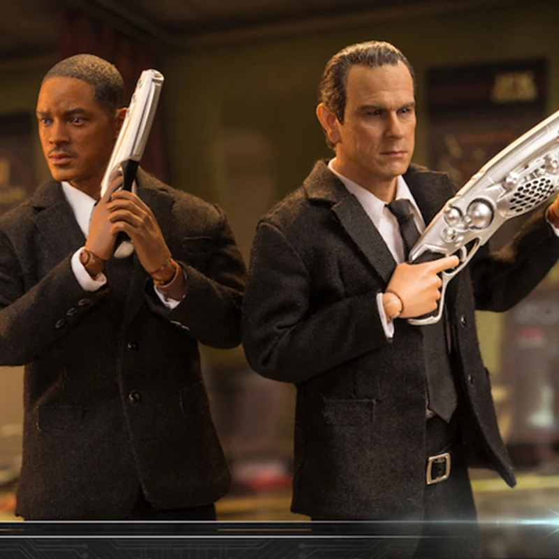 

Collectible PCTOYS PC022 1/12 Black Agent Detective J and K Figure Model 6'' Male Soldier Action Dolls Full Set for Fans Gifts