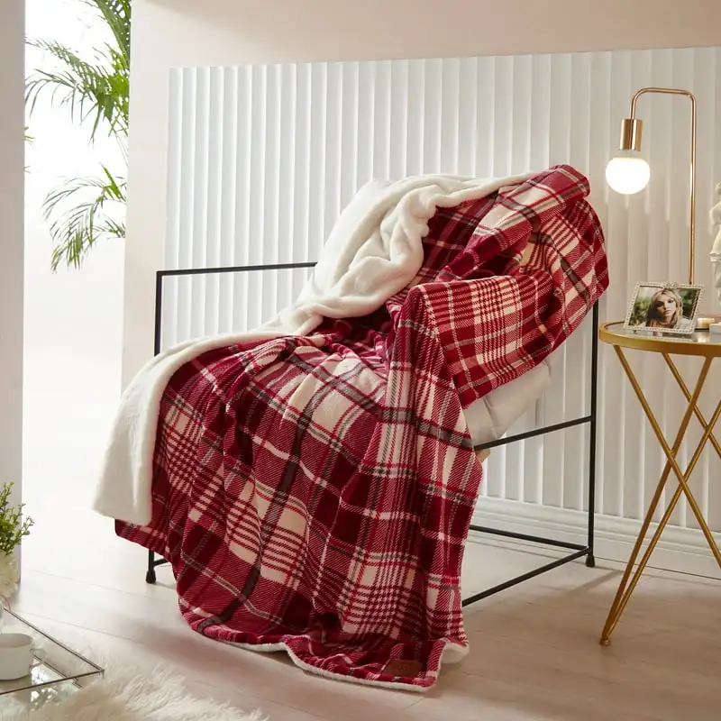 

Plush with Ivory Faux Fur Reverse Throw, Red/Ivory, 50 in x 60 in Organza fabric Pagne Tulle Fabric trim Georgette fabric Ankara