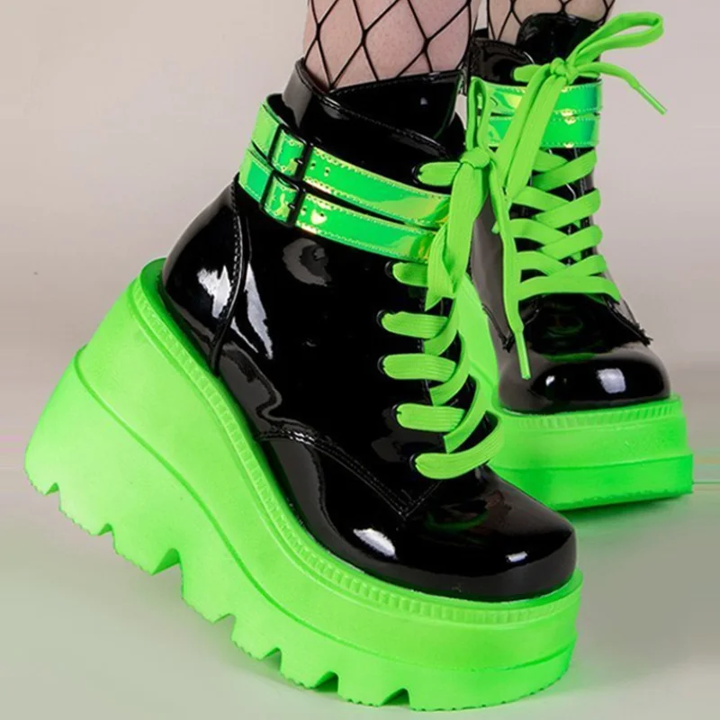 

Демисезонные мотоциклетные женские ботинки на толстой подошве и высоком каблуке светло-зеленые ботинки мартинсы на шнуровке с круглым нос...