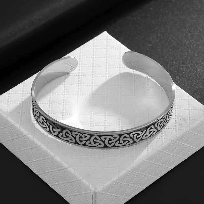 Браслет Регулируемый из нержавеющей стали в кельтском стиле с троицким узлом