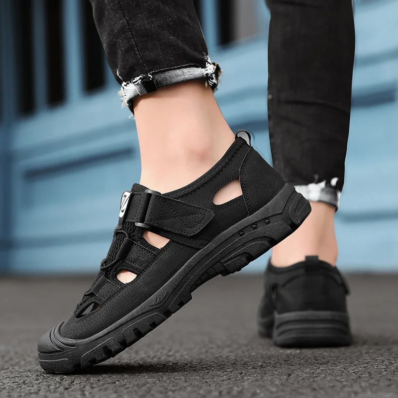 Summer Men Personality Hollow Out Hole Men's Shoes All-Match Breathable Plastic Sands Seaside Wide Non-Slip Beach Upstream Shoes