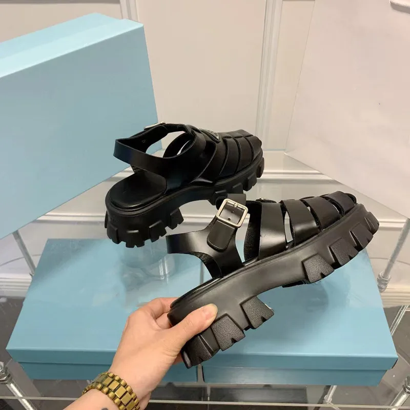 2023 Summer Sandals Women Casual Flat Holiday Beach Shoes Woman Peep Toe Hook Thick Sole Sandalias Fashion Comfort Sandals Woman