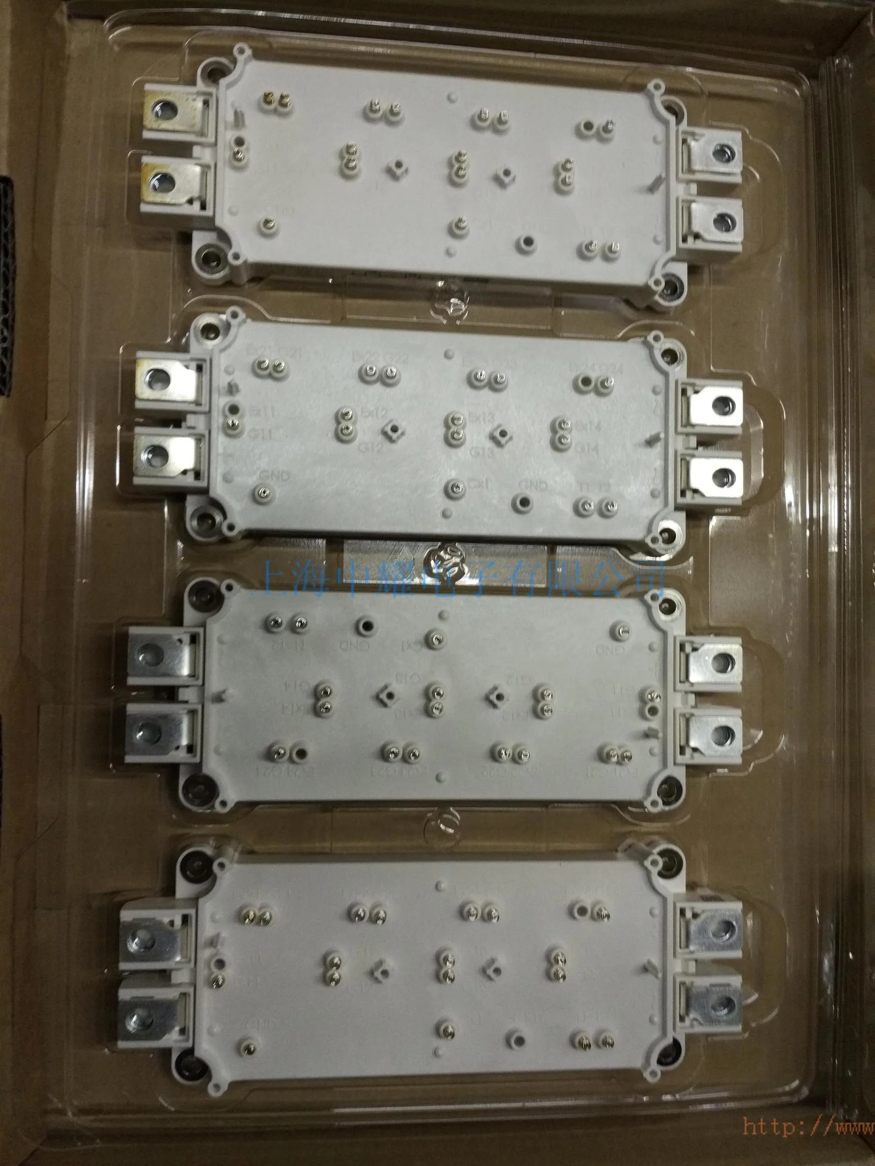 SEMIX854GB176HDS SEMIX904GB126HDS SEMIX604GB176HDS SEMIX754GB128DS SEMIX754GB176HDS SEMIX604GB126HDS MODULE D'ORIGINE