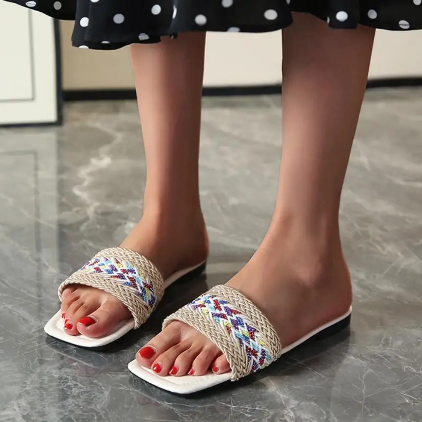 

Летняя обувь для женщин, женские пляжные сланцы на плоской подошве для праздника, этнический стиль ретро, ткань 2022, модные женские Тапочки
