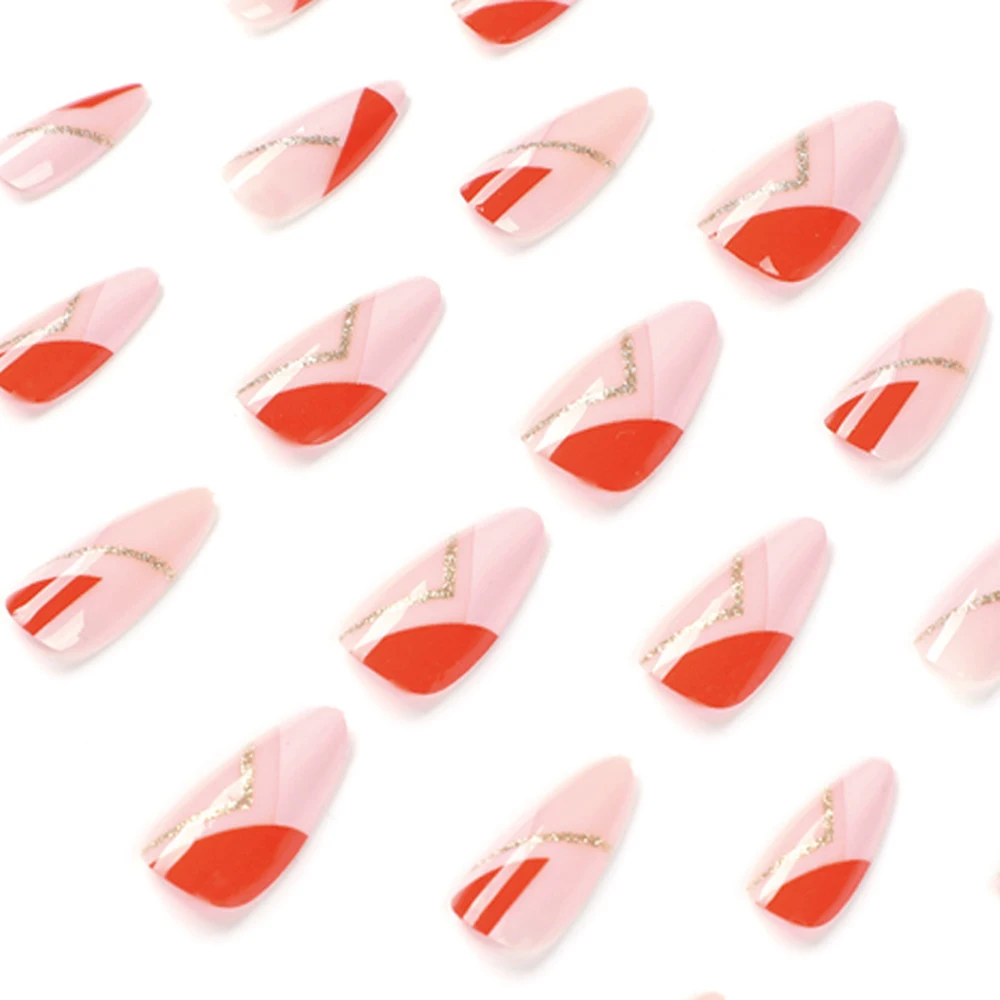 

Искусственные ногти среднего размера подходят для ежедневного использования