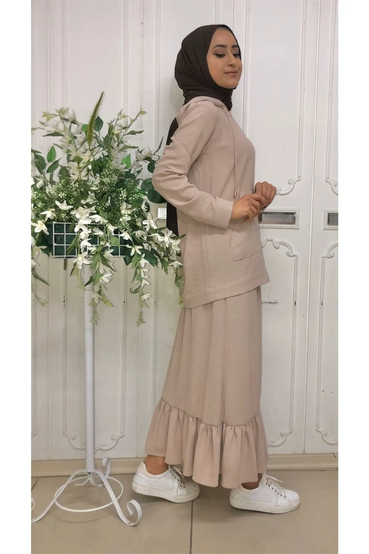 

Women's Skirt Mizalle Pleated Long Skirt Summer Cute Style Empire Slim Folds Above Knee Sexy Mini Skirts