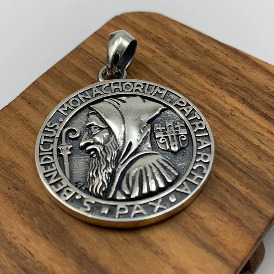 

S925 Sterling Silver Vintage Italian Personality Portrait Pendant Death Trend Unisex Clothing Accessories Gift