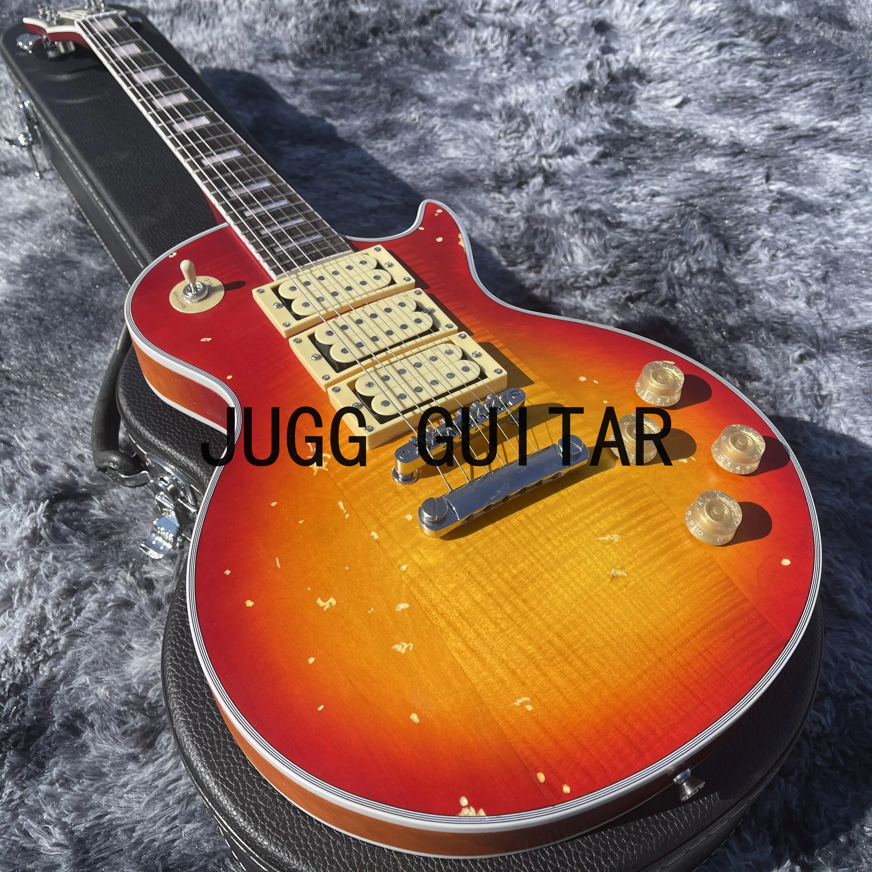 

Heavy Relic Ace Frehley Budokan Heritage Cherry Sunburst Electric Guitar Grover Tuners, Chrome Hardware, 3 Pickups, Block Inlay
