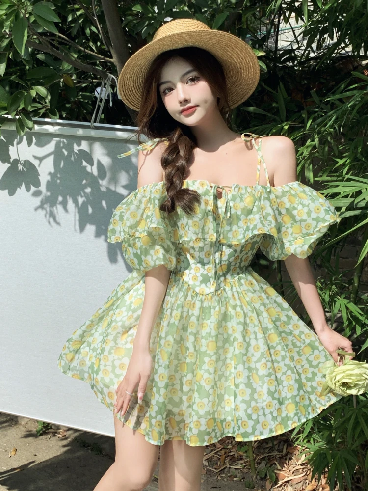 

Платье-комбинация женское ТРАПЕЦИЕВИДНОЕ с принтом, вырезом лодочкой и поясом