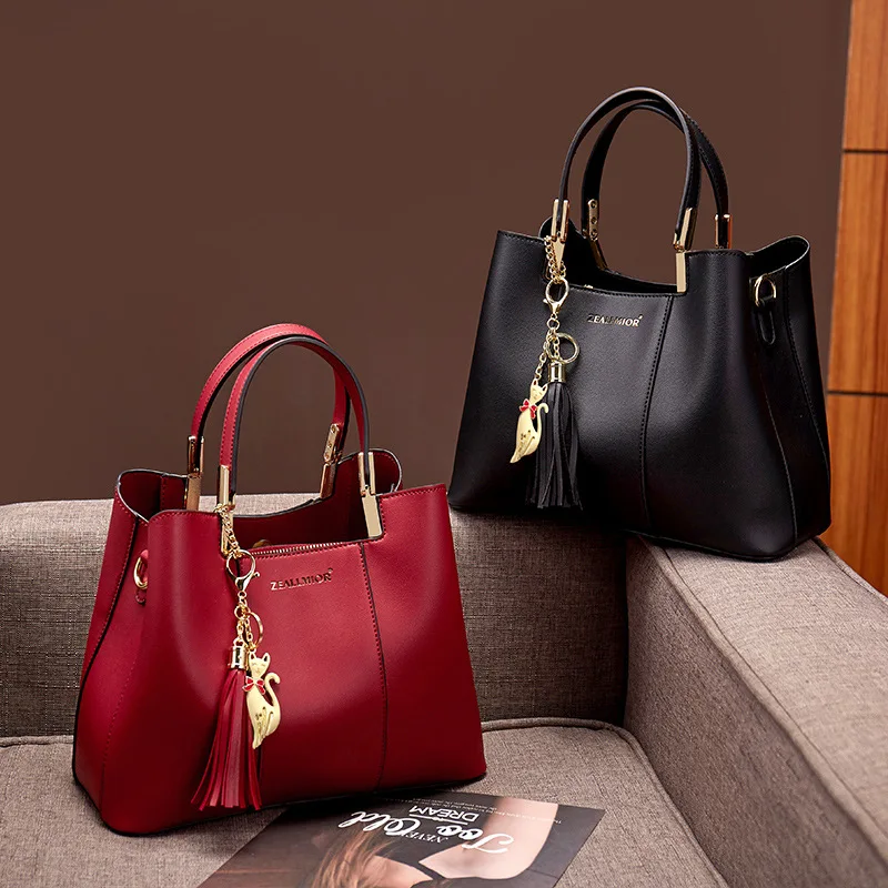 

Сумка-тоут женская с кисточкой, модная сумочка кросс-боди для работы, офисный саквояж на плечо, цвет черный