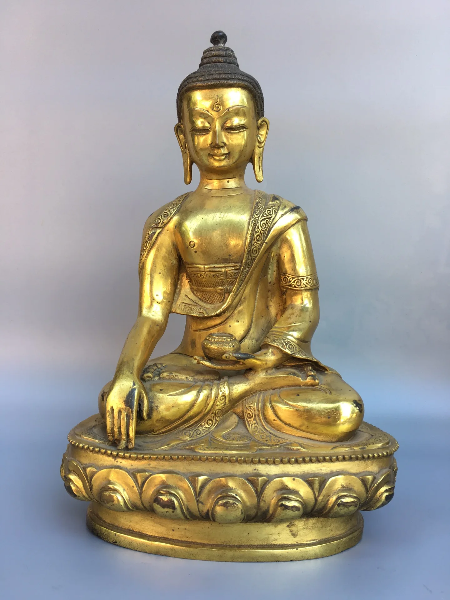 

13" Tibetan Temple Collection old bronze Gilt Shakyamuni Buddha Amitabha lotus platform worship buddha Town house Exorcism