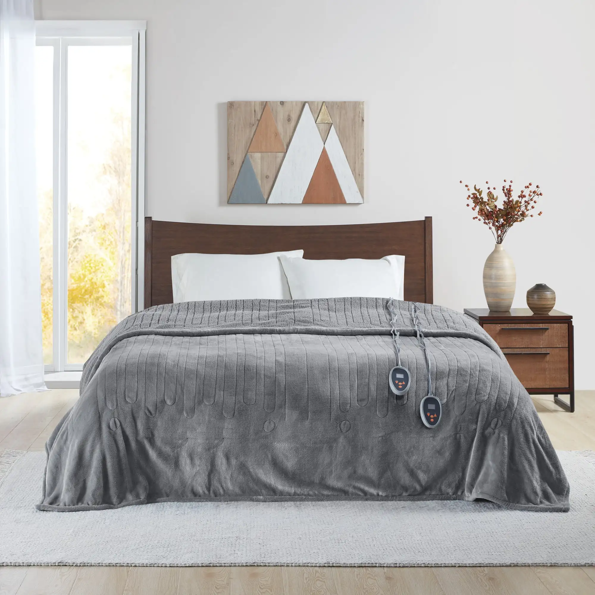 

Gray Solid Print Polyester Cordless Electric Blankets, King