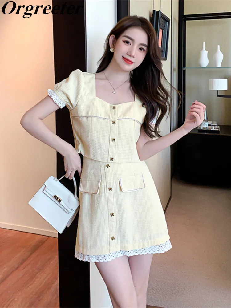 

Женский летний комплект из 2 предметов, короткий топ с квадратным вырезом и короткими рукавами и юбка-трапеция с высокой талией, 2022