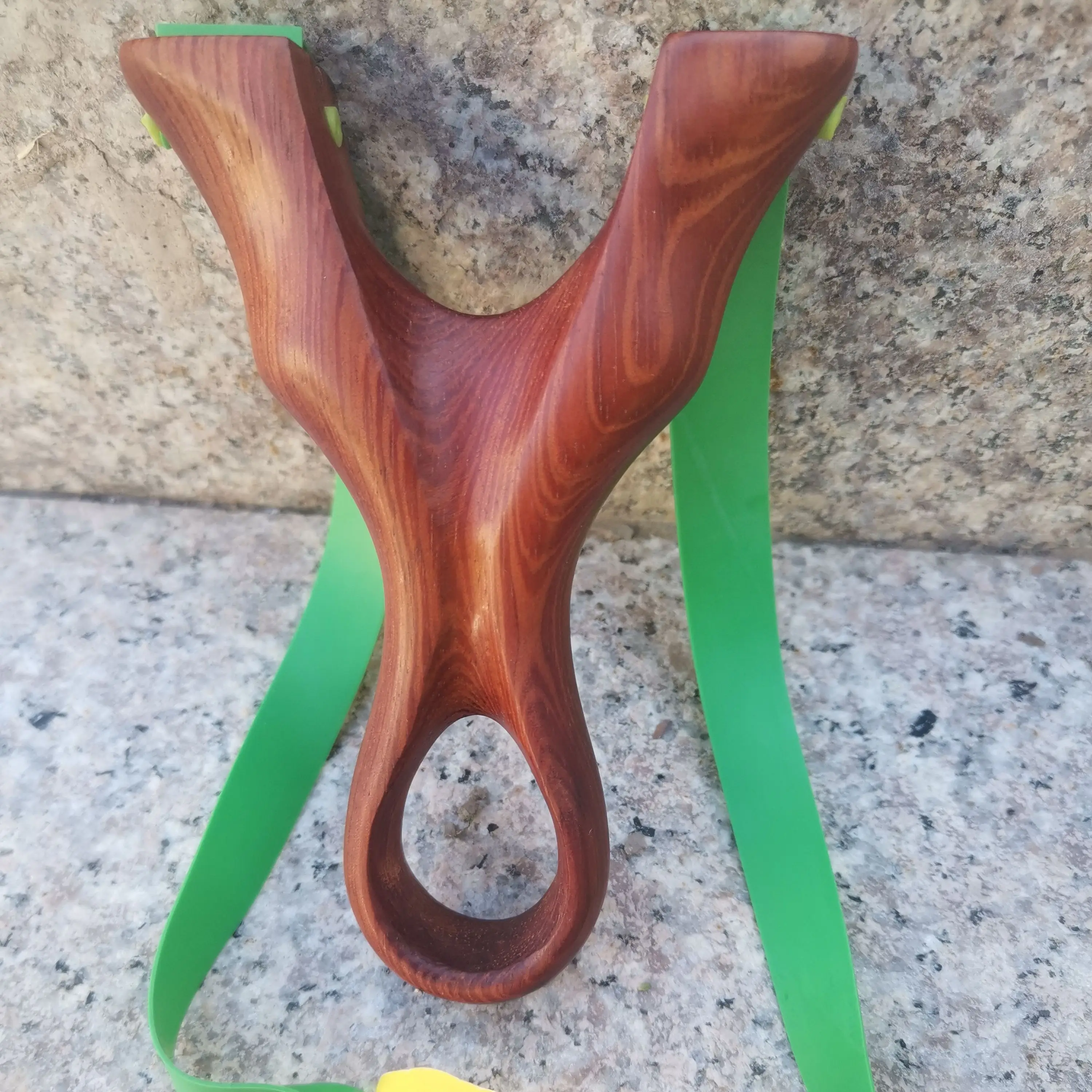 

Hunting Wooden Slingshot Target Hunting Catapult Powerful With Rubber Band Item 8