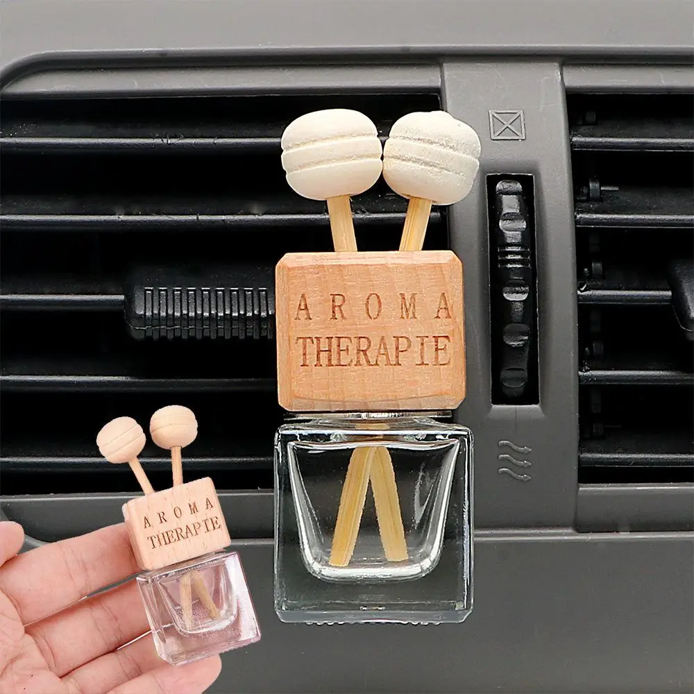 

Crystal Clamp Hanging Mini Air Freshener Essential Oil Glass Can Car Perfume Bottle