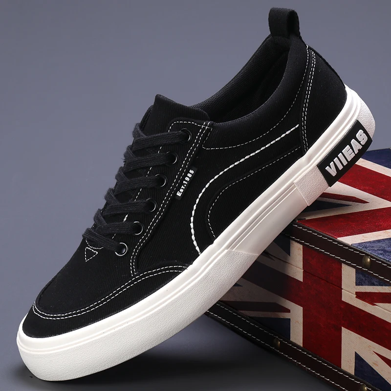 Рисунок 5 - Мужские парусиновые туфли