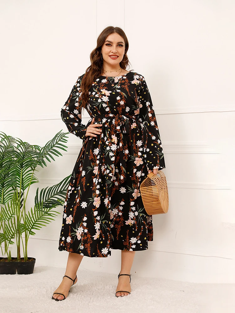 Рисунок 2 - Женское вечернее платье с длинным рукавом