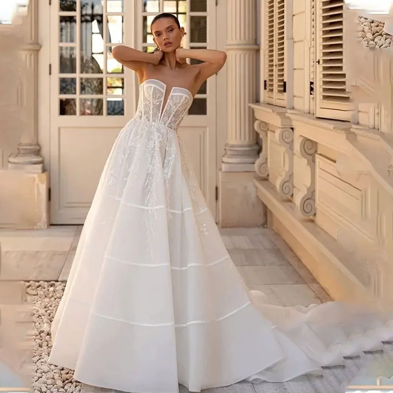 

ТРАПЕЦИЕВИДНОЕ свадебное платье в стиле бохо с V-образным вырезом