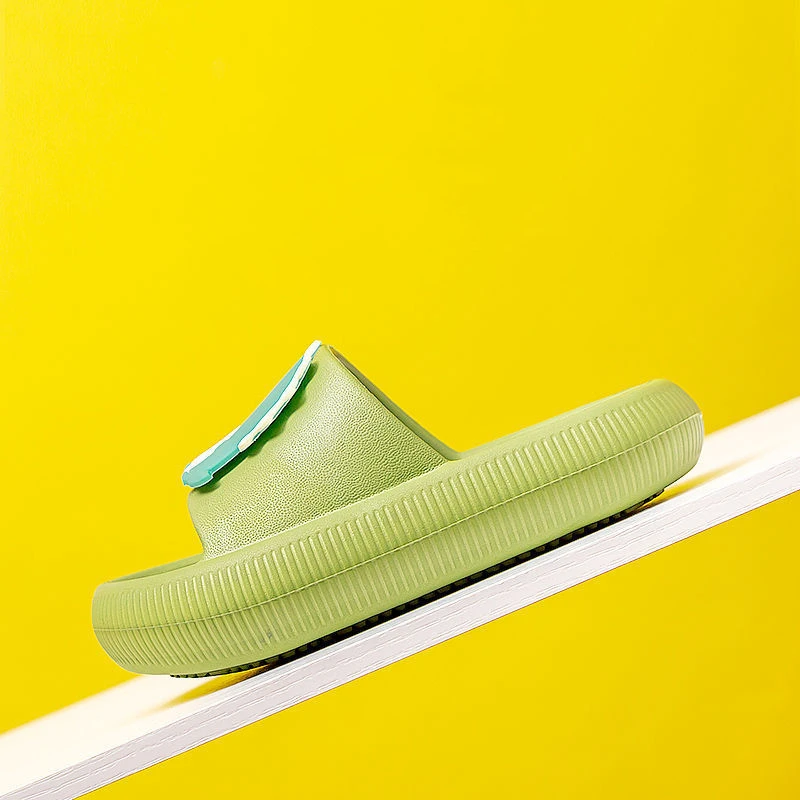 Рисунок 6 - Детские пляжные тапочки для мальчиков и девочек