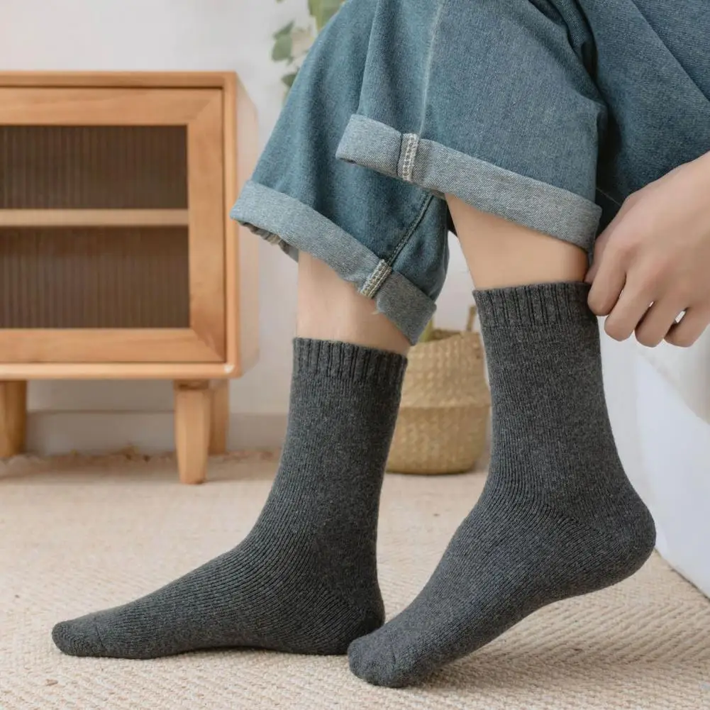 Носки женские зимние средней длины утепленные вязаные Нескользящие однотонные