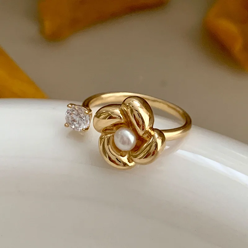 

Bohemian Wave Flower Rings for Women Vintage Geometric Pearl Butterfly Metal Pearl finger Rings 2023 Korean Trendy Jewelry Gift