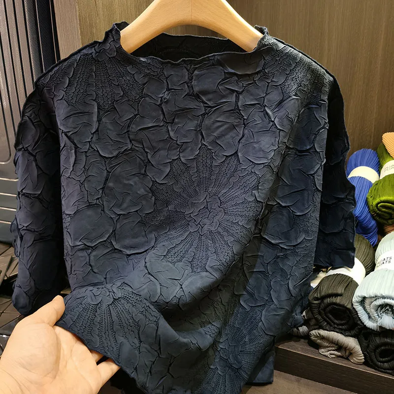 Miyake со складками, новинка лета 2025 года, топы с тиснением, женские короткие свободные модные дизайнерские футболки со складками, рукава «летучая мышь», ниша, удобные повседневные (art.: 3920d123ad7ff) - 3920d123ad7ff