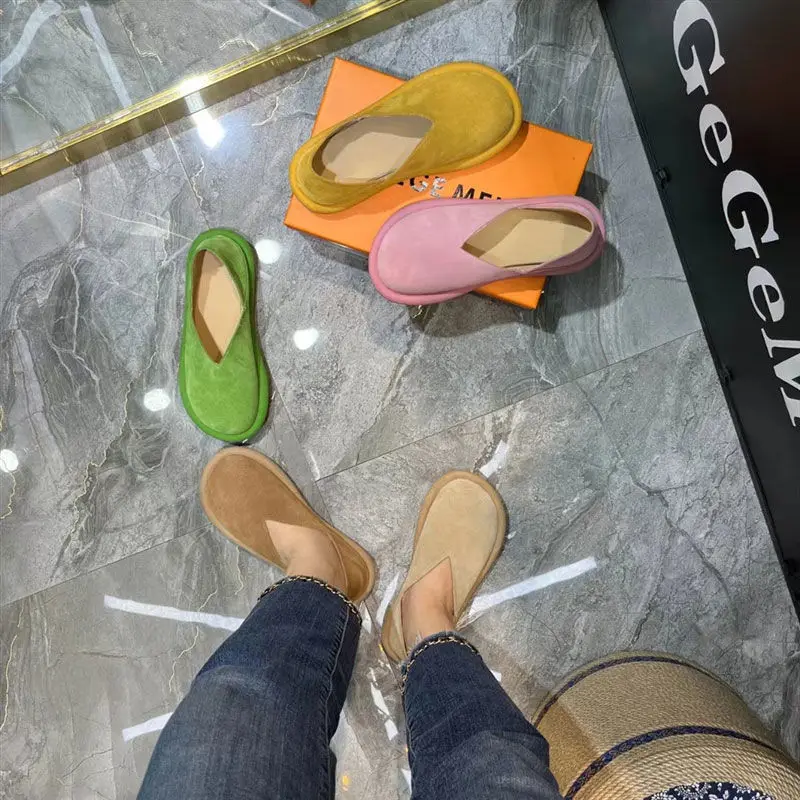 Big Toe Loafers Women's Fashionable Soft Bottom Soft Surface V Cut Slip-on Gommino Comfortable Ugly Cute Outer Wear