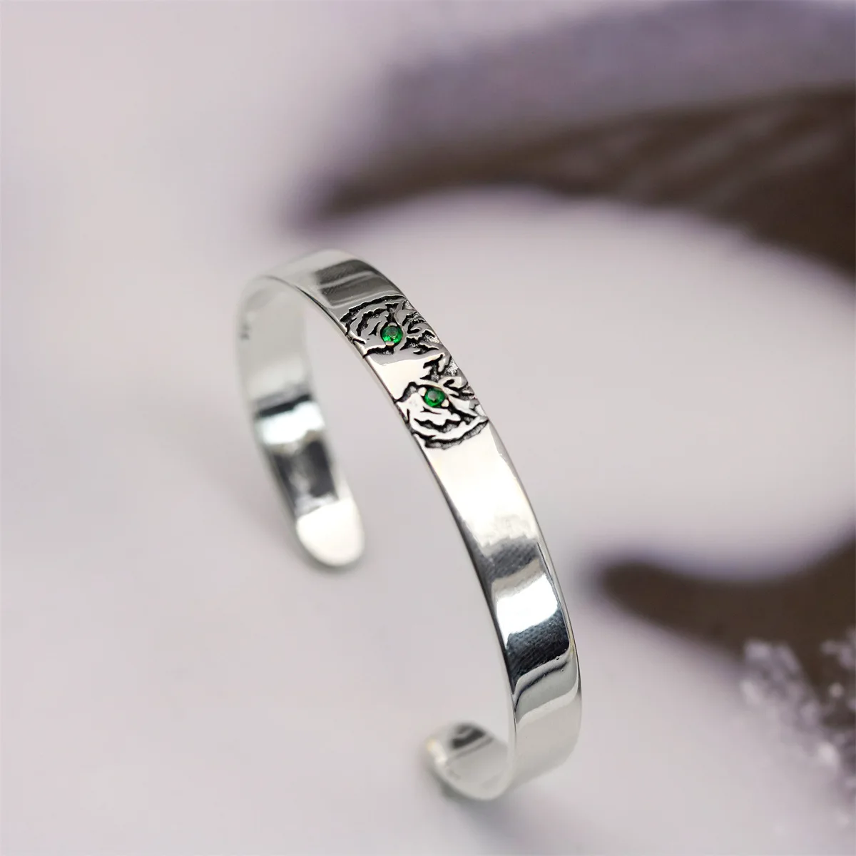 

Old tiger head simple and versatile trendy men's opening Bracelet