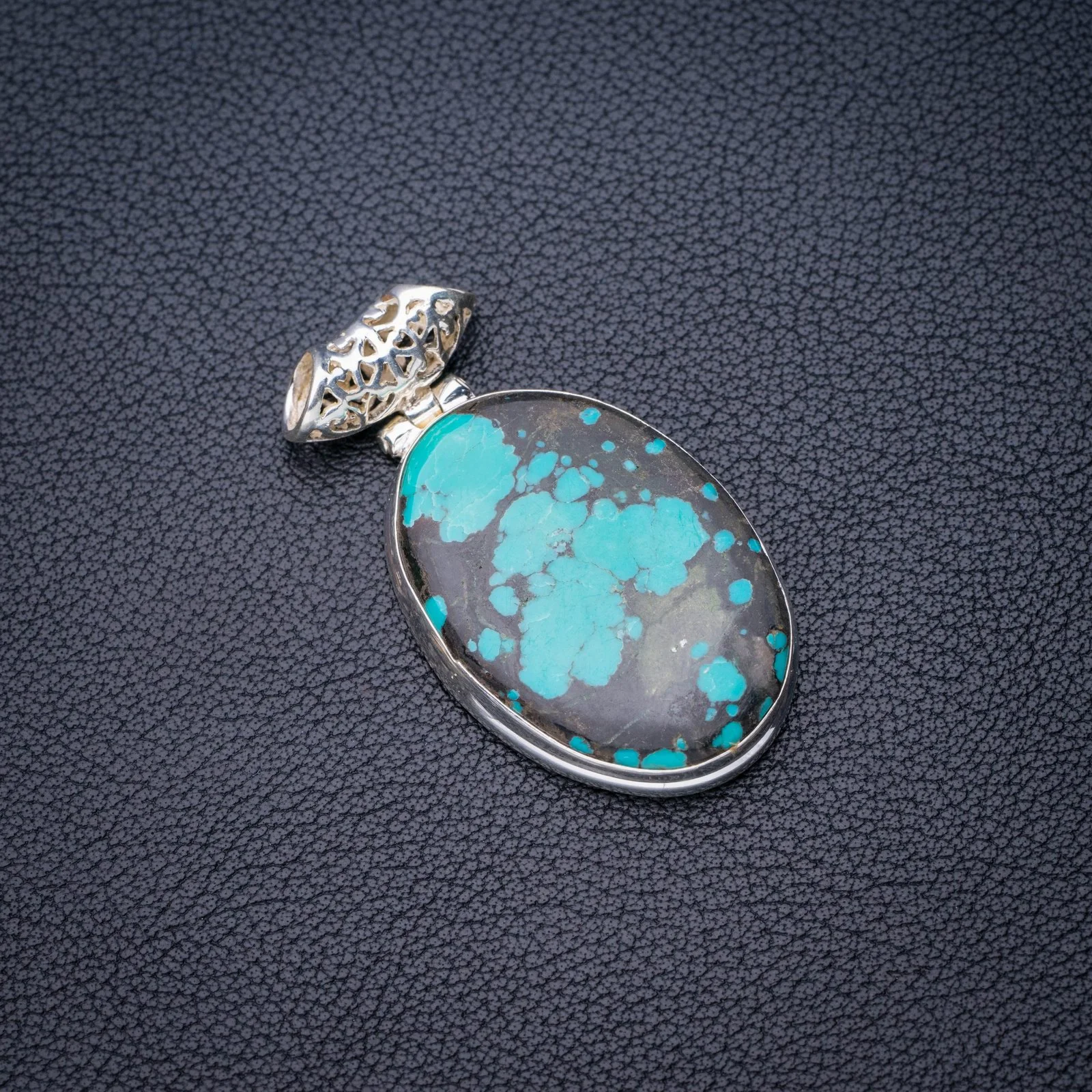 Solid 925 Sterling Silver Purple Turquoise Stingray Pendant 