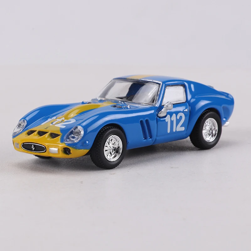 Фото Модель автомобиля Burago 1:64 Ferrari 250 GTO 1964 из сплава №1