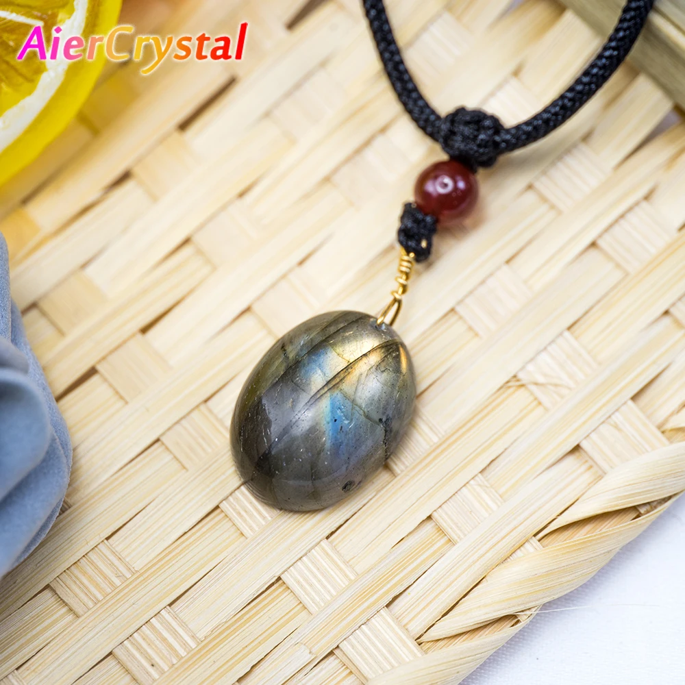 

Natural Labradorite Pendant Necklace Irregular Shape Quartz Crystal Healing Stone Moonstone Men's and Women's Energy Jewelry